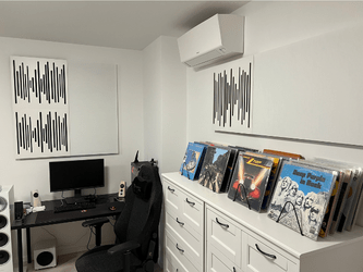 Multimedijalna soba (slušaonica u privatnom stanu, Rijeka)